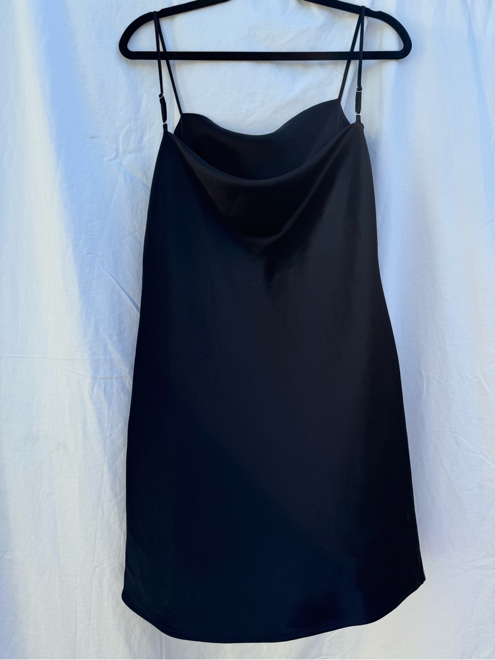 Aritzia Babaton Encore Mini Satin Slip Dress - Picture 4 of 8